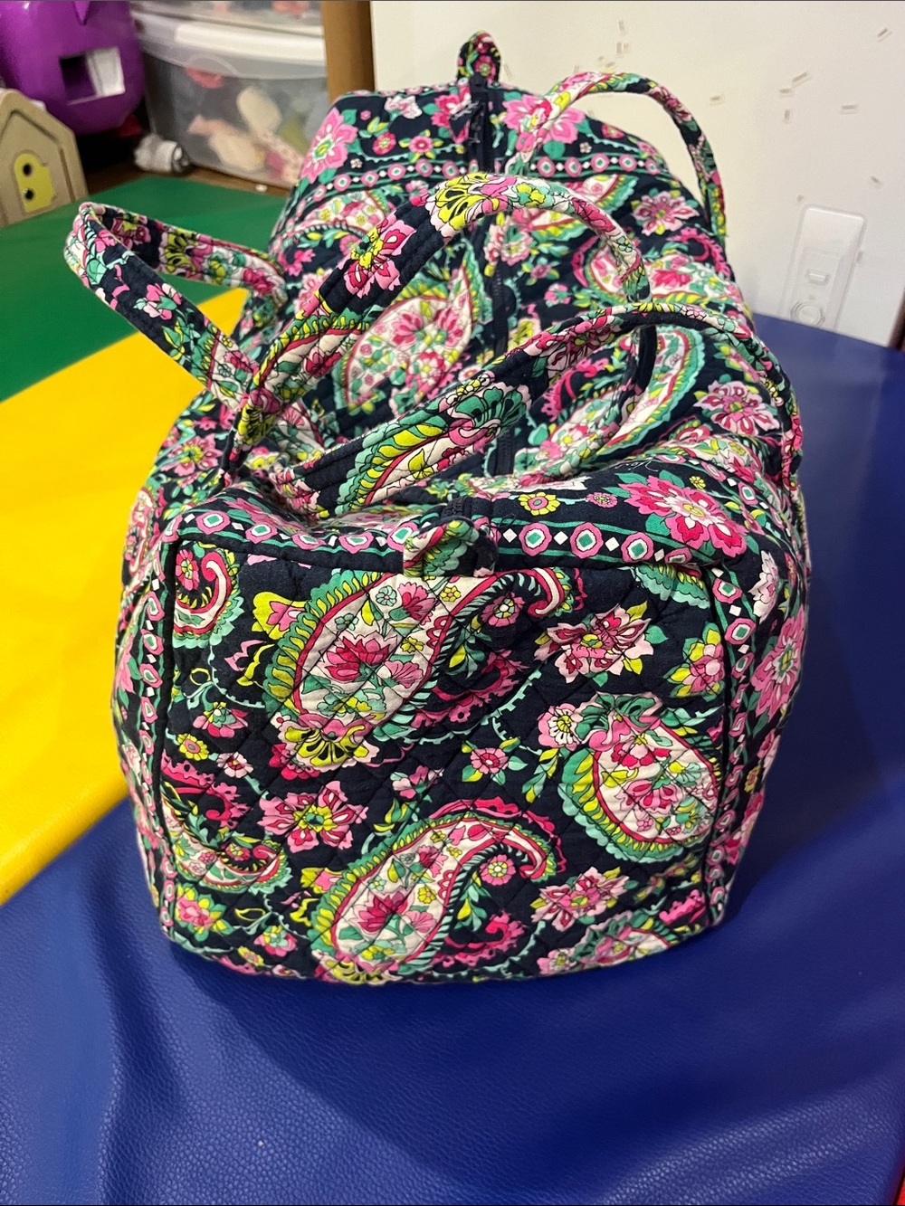 Vera Bradley large duffel bag JLH - Picture 3 of 9